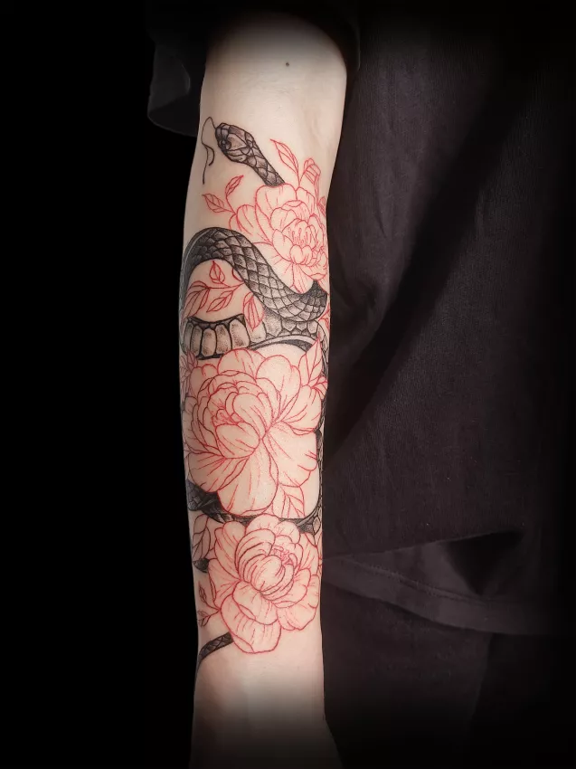 Illustration for How to Choose a Tattoo Studio in Grenoble at Studio Pixel in Grenoble