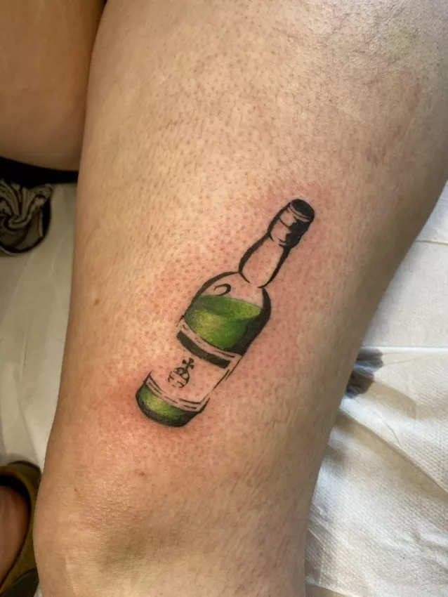 Illustration pour &laquo; Pourquoi un tatoueur redessine ton id&eacute;e au lieu de copier l&rsquo;image &raquo; au Studio Pixel &agrave; Grenoble