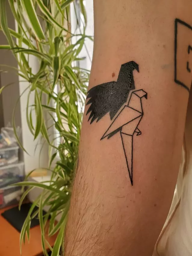 Illustration pour &laquo; Tatouage discret &agrave; Grenoble : id&eacute;es pour travail, &eacute;tudes, famille &raquo; au Studio Pixel &agrave; Grenoble