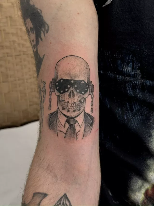 Illustration pour &laquo; Comment un tatoueur construit un dessin tatouable &raquo; au Studio Pixel &agrave; Grenoble